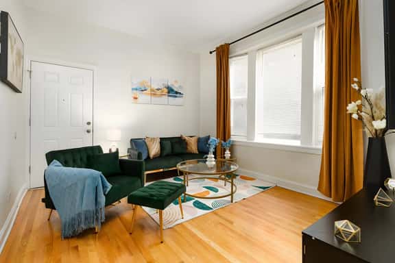 15 mins DT| HumboldtPark Gem | Sleeps 8 | FreePark - Image 1